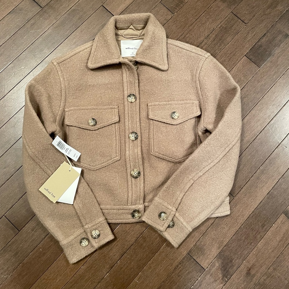 Wilfred Tan Utility Jacket with Versatile Design